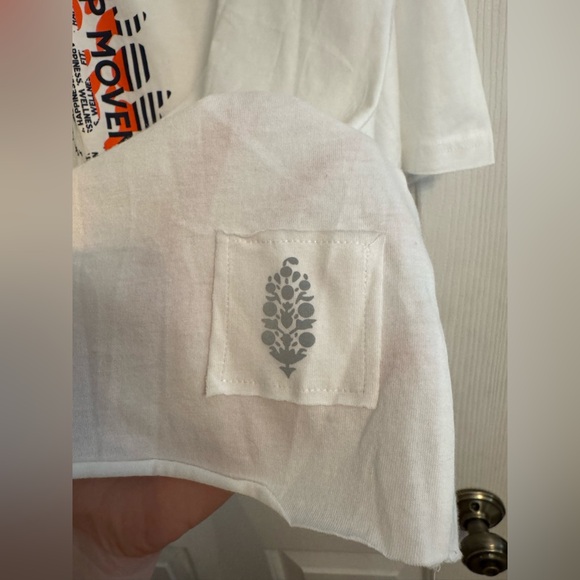 Free People Movement Inspire Buti Logo Tee NWT - Picture 9 of 14